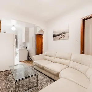 One Bedroom With Balcony - 2159-03 Appartement